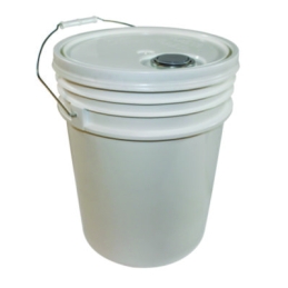 Utility Bucket with Lid