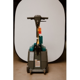 Used R3 Compact Carpet Extractor